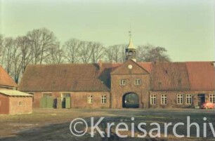 Altfresenburg: Gut: Torhaus: Blick von Westen