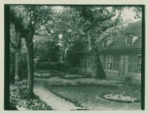 Haus mit Garten in Rummelsburg