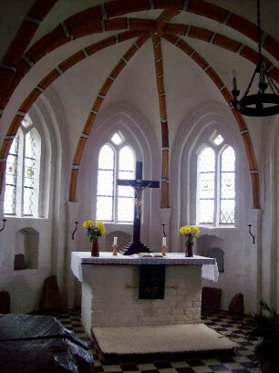Groß Zicker (Rügen): Dorfkirche