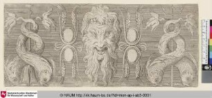 Ornament mit Maske und Deplhinen