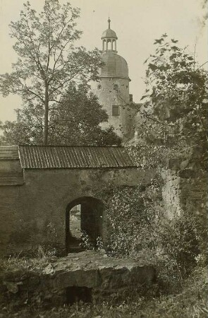 Frauenstein, Blick von der Ruine auf den Schlossturm