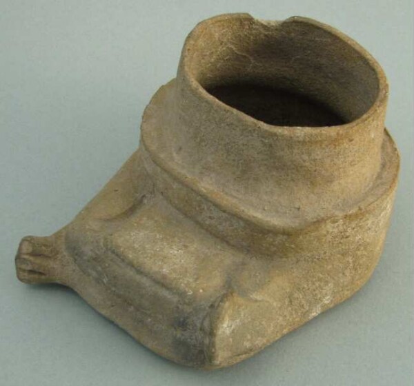 Clay vessel