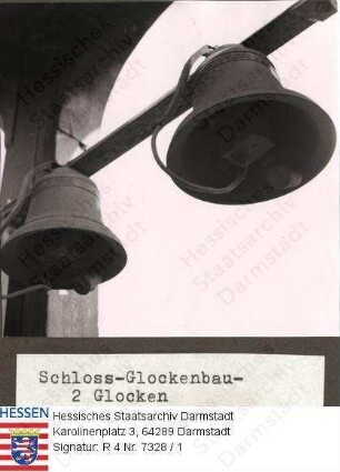 Darmstadt, Schloss / Glockenbau / Bild 1 bis 4: Zwei Glocken