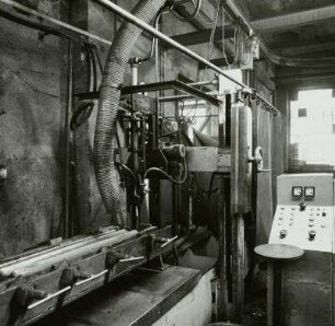 VE Braunkohlenkombinat Senftenberg, Brikettfabrik Sonne (I 1952-1954, II 1961-1962). Formzeug-Auftragsschweißautomat : Freienhufen. VE Braunkohlenkombinat Senftenberg, Brikettfabrik Sonne (I 1952-1954, II 1961-1962). Formzeug-Auftragsschweißautomat