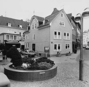 Bad Schwalbach, Brunnenstraße 9