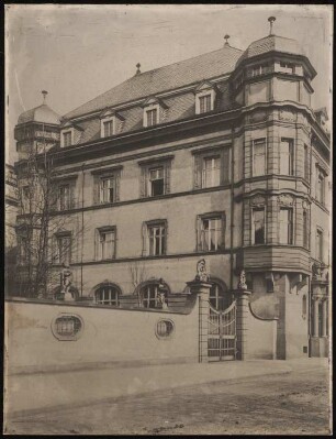 Generallandesarchiv, Karlsruhe: Teilansicht des Verwaltungsgebäudes von Südwesten