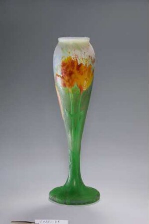 Vase mit Tulpendekor