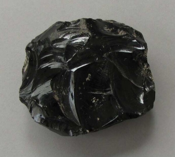 Obsidian piece