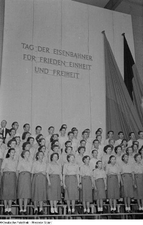 Musikalische Darbietung eines Chores