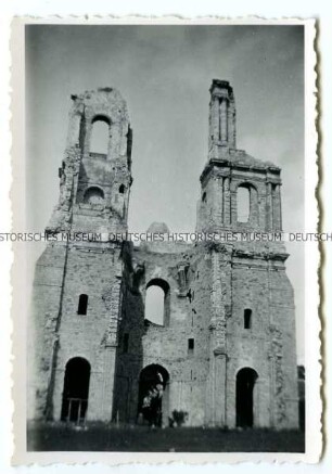 Zerstörte Kirche in Nordfrankreich