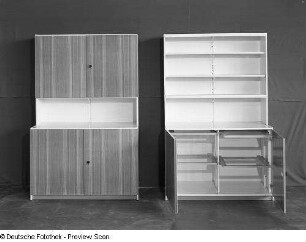 Schrank : Schulmöbel. Zwei Schränke (1972)