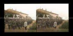 Reservetruppe bereit zum Abmarsch an die Front