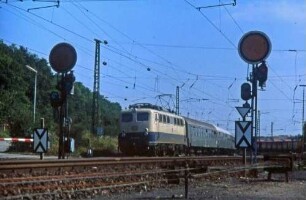 Vaihingen/Enz-Nord Lok 110 253 D294 UIC-X-Wagen