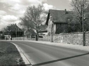 Radebeul, Waldstraße 30 und 32. Wohnhäuser (1851/1900)