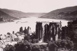 Bacharach, Wernerkapelle : Bacharach. Ruine der Wernerkapelle. Blick nach Südosten über den Rhein