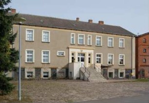 Frauenhagen, Angermünde, Zum Gutshof 3