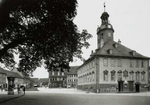 Kölleda, Markt : Kölleda. Markt mit Rathaus. Blick nach Nordosten