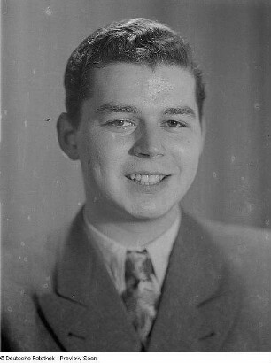 Porträt Violinist Manfred Scherzer