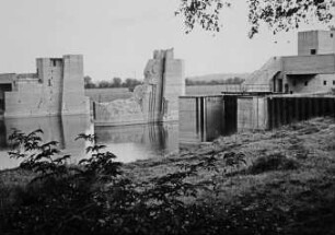 Zerstörtes Wehr Drakenburg/Weser