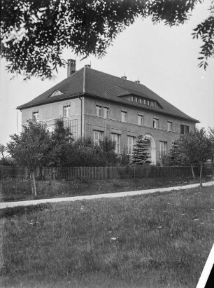 Lausitz? Schulgebäude