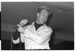 The Armoury Show 27.11.1985 II N1