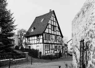Bad Vilbel, Lohstraße 24