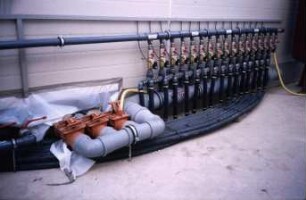 Fotografie: Gartenbautechnik, Gartenbautechnik-Gewächshaus, Düngung