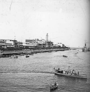 Port Said, Ägypten. Blick von einem Kreuzfahrtschiff der Hapag auf Hafen und Stadt am Ufer des Suez-Kanals