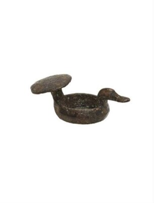 Ring mit stilisiertem Vogelkopf