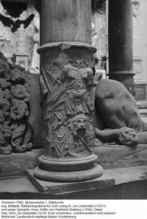 Stiftskirche; sog. Bettlade, Baldachingrabmal für Graf Ludwig III. von Löwenstein (+1611) und seiner Gemahlin Anna, Gräfin von Wertheim-Stolberg (+1599), Detail