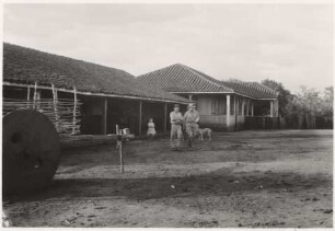 Gebäude der Fazenda Alavanca : 10,34 km von der Fazenda Neolin entfernt, Höhe: ca. 470 m