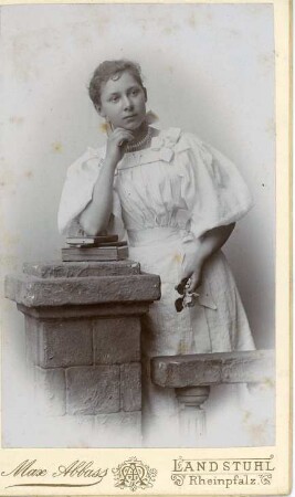 Porträt einer jungen Dame