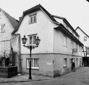 Michelstadt, Neutorstraße 15, Neutorstraße 13
