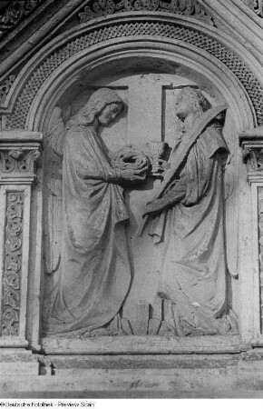 Relief am Alten Bach-Denkmal am Dittrichring