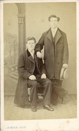 Fotografie zweier junger Herren
