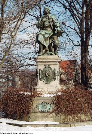 Jakob-Böhme-Denkmal (1898; Eisengießerei Lauchhammer nach Entwurf von J. Pfuhl). Görlitz, Park des Friedens
