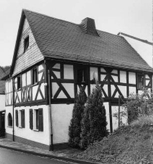 Ehringshausen, Lindenstraße 4