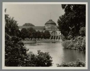 Wiesbaden. Kurhaus am Park : Wiesbaden. Ansicht des 1905 errichteten Kurhauses im Park