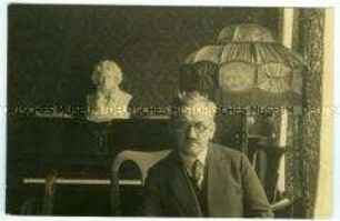 Richard Fleischhut in seinem Bremer Haus