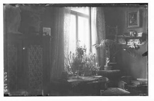 Dresden-Blasewitz, Regerstraße 22.Villa (um 1895). Fensterecke eines Wohnzimmers