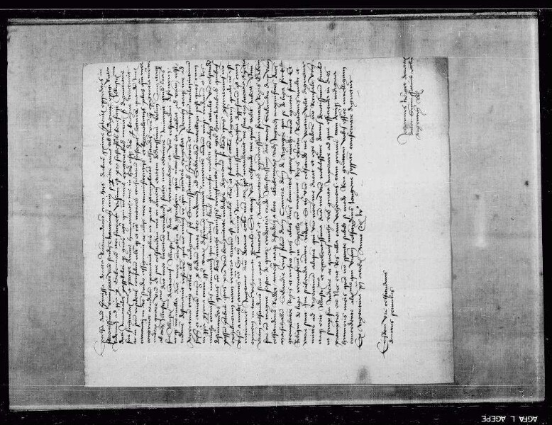Briefwechsel der Gräfin. Darunter: Graf Ludwig 1449; Erzherzogin Mechthild 1468-79; Gräfin Barbara 1478; mit Baden 1461, 1472; Burgund 1454, 1462; Frankreich 1461; Herzog von Mailand 1473; Pfalz-Bayern 1455-78; Fürstin Jolante von Piemont 1475, 1460; Haus Savoyen 1453-74; Kloster Binsdorf 1470, 1471; Peter von Hagenbach, undat.; Schultheiß von Luzern Heinrich von Humwil 1469-72; Francois Malet 1456-65; Amtmann zu Möckmühl 1456-62; Schultheiß zu Backnang 1468-78; Dr. Heinrich Steinhöwel 1474; Graf Johann von Werdenberg 1467; Propst Ulrich Wirtemberger zu Stuttgart 1473; Komthur zu Ysenheim 1456, 1458.