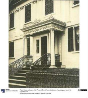 Salem, 138, Federal Street, Assembly House, Hauseingang