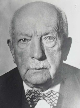 Porträtserie: Richard Strauss anläßlich seines Dresden-Besuches zur Erstaufführung "Capriccio"