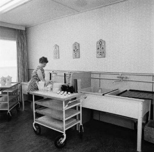 Dresden-Johannstadt, Elisenstraße. Kindergarten. Küche mit Abwaschbecken