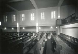 Dresden-Altstadt, Brühlscher Garten 4. Gemeindesaal (1957-1958; H. Rettig) der Evangelisch-Reformierten Gemeinde. Inneres nach Süden