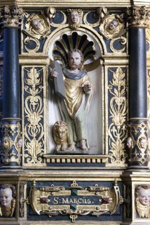 Renaissance-Kanzel mit Tugenden und Heiligenfiguren — Kanzelkorb mit Heiligenfiguren — Apostel- und Evangelistenfiguren — Evangelist Markus