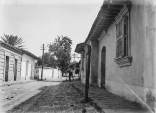 Straßenansicht : Blick in eine Straße