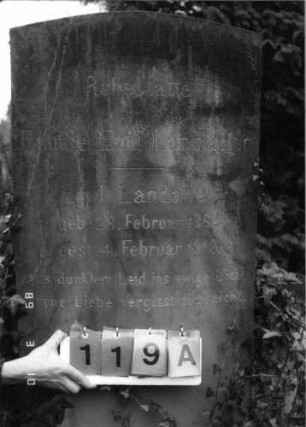 Grabstein 119 (Index: 100093854) Maße HxBxT: 176x93x16 cm: Grabstein 119A