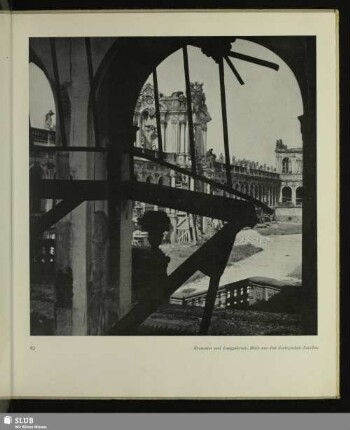 Kronentor und Langgalerien. Blick aus dem Zoologischen Pavillon
