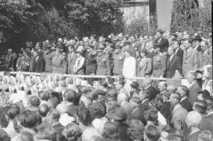 Festakt zur Grundsteinlegung für das Haus der Sorben, am 24.08.1947 in Bautzen. : Swjatočnosć połoženja zakłada Serbskemu domej, dnja 24.08.1947 w Budyšinje.